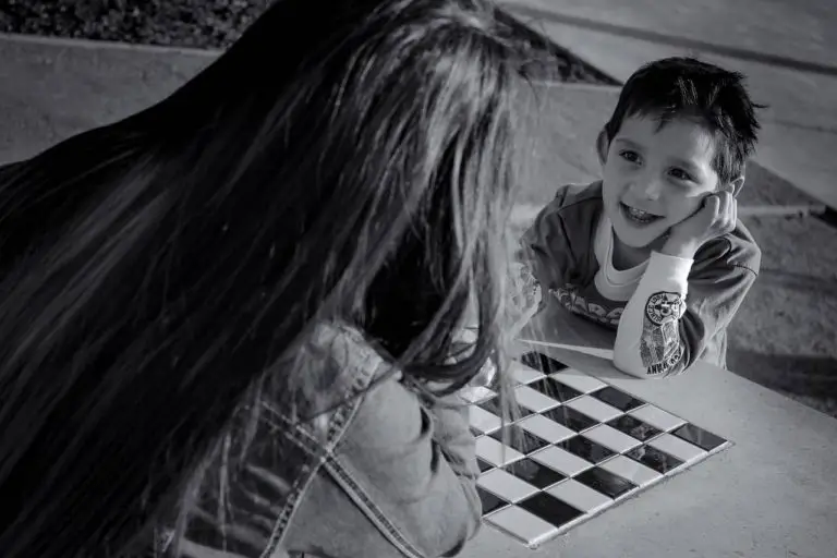 30 actionable steps to effectively teach chess to kids