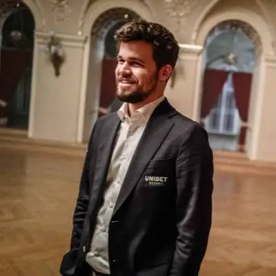 A picture of Magnus Carlsen. 