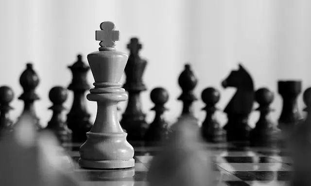Is Chess 960 Better Than Regular Chess? (An analysis!)