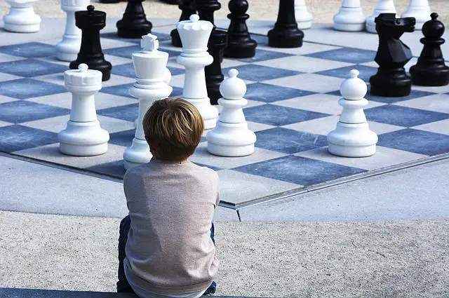 How Many Games Does it Take to Become Good at Chess? 